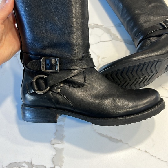 FRYE Women's Veronica Criss Cross Tall Boot Black 9 - Picture 4 of 11